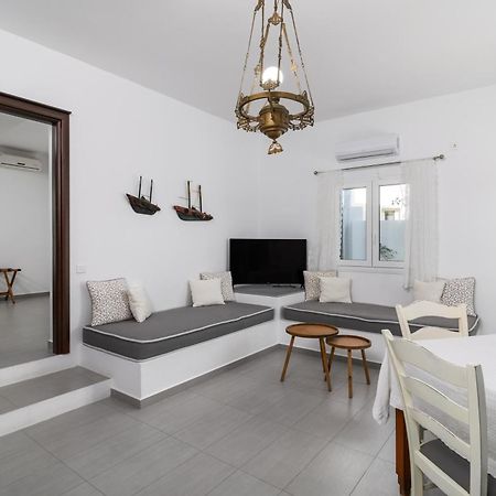 אדאמאס Tsakanos Home מראה חיצוני תמונה
