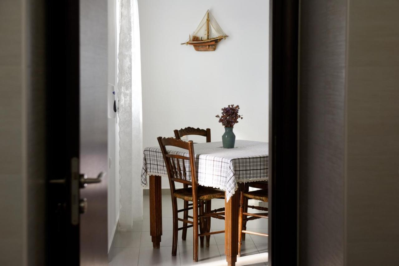 אדאמאס Tsakanos Home מראה חיצוני תמונה