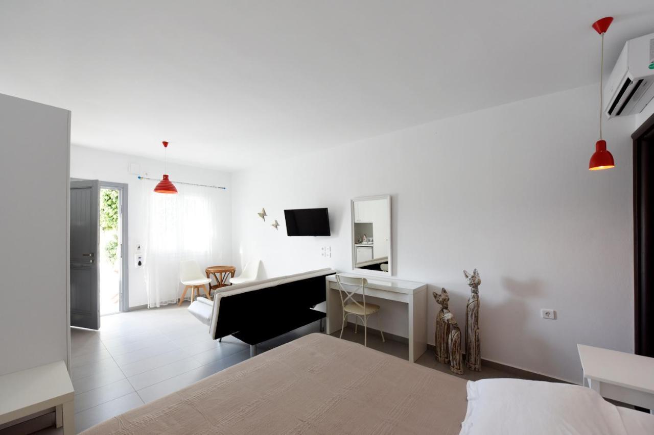 אדאמאס Tsakanos Home מראה חיצוני תמונה