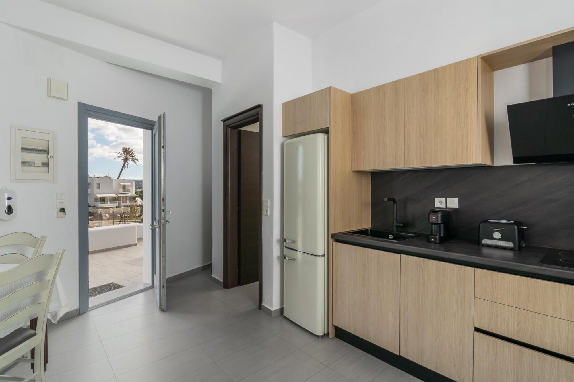 אדאמאס Tsakanos Home מראה חיצוני תמונה